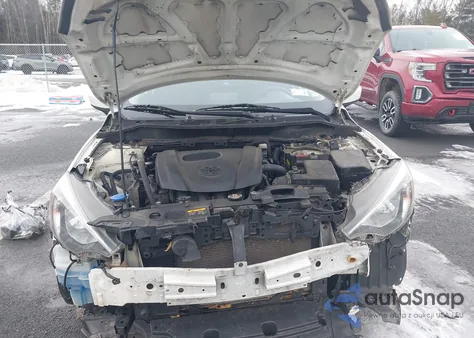 2018 Toyota Yaris Ia из США, поврежденный, VIN 3MYDLBYV8JY332894